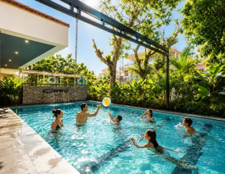 Tropical Villa w Big Swimming Pool 4BHK