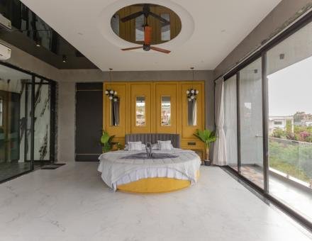 Casa Capri Villa 5BHK